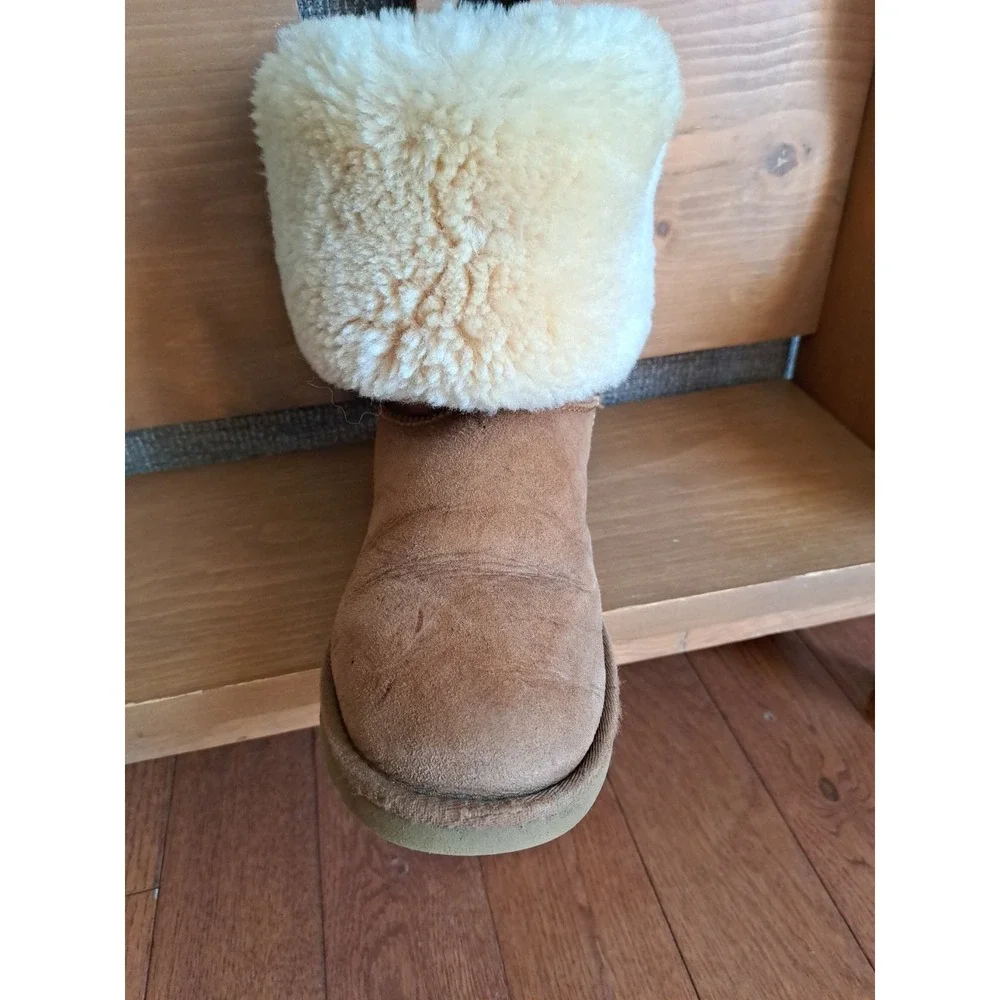 UGG Australia Women's Tan Suede Shearing Winter Snow Boots Mid-calf 8